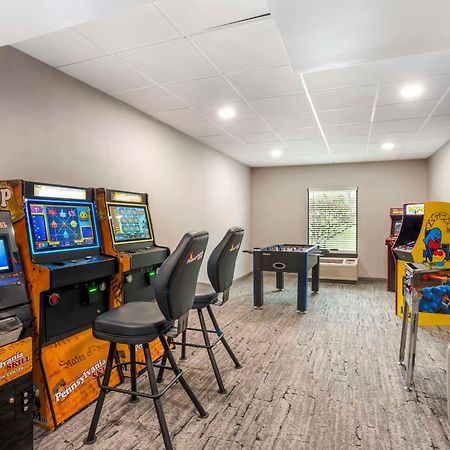Best Western Plus Heritage Rail Inn & Suites York Bagian luar foto
